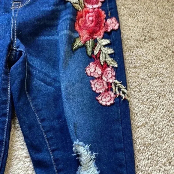 Distressed floral design Boom Boom jeans size 3 - Picture 4 of 6